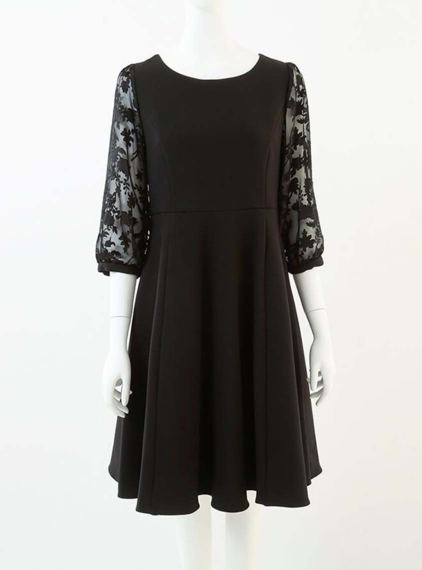 アクセサリー付オパール加工七分袖ワンピース｜結婚式パーティの