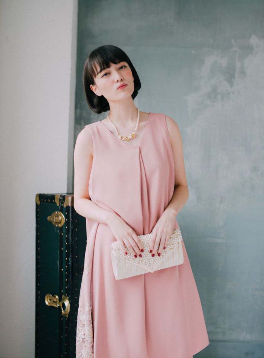 ノースリーブVネックサイド切替レースワンピース｜結婚式