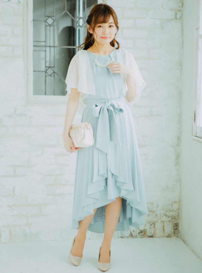 アクセサリー＆オーバースカート付きノースリフィッシュテール