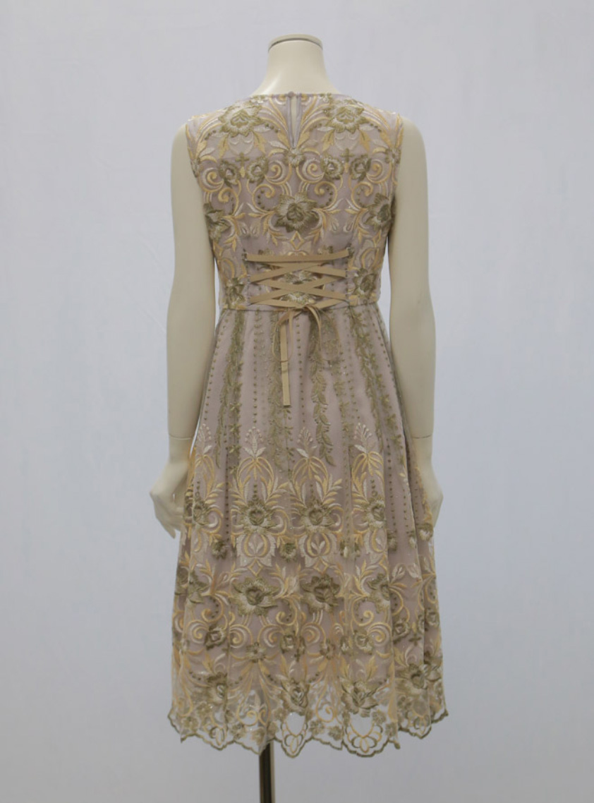 ノースリーブ花柄パネル刺繍ウエスト切替フレアワンピース｜結婚式