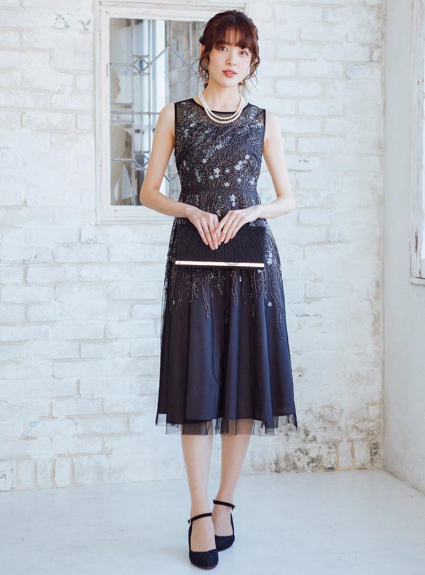 ビーズ刺繍デコルテシアーノースリーブワンピース｜結婚式