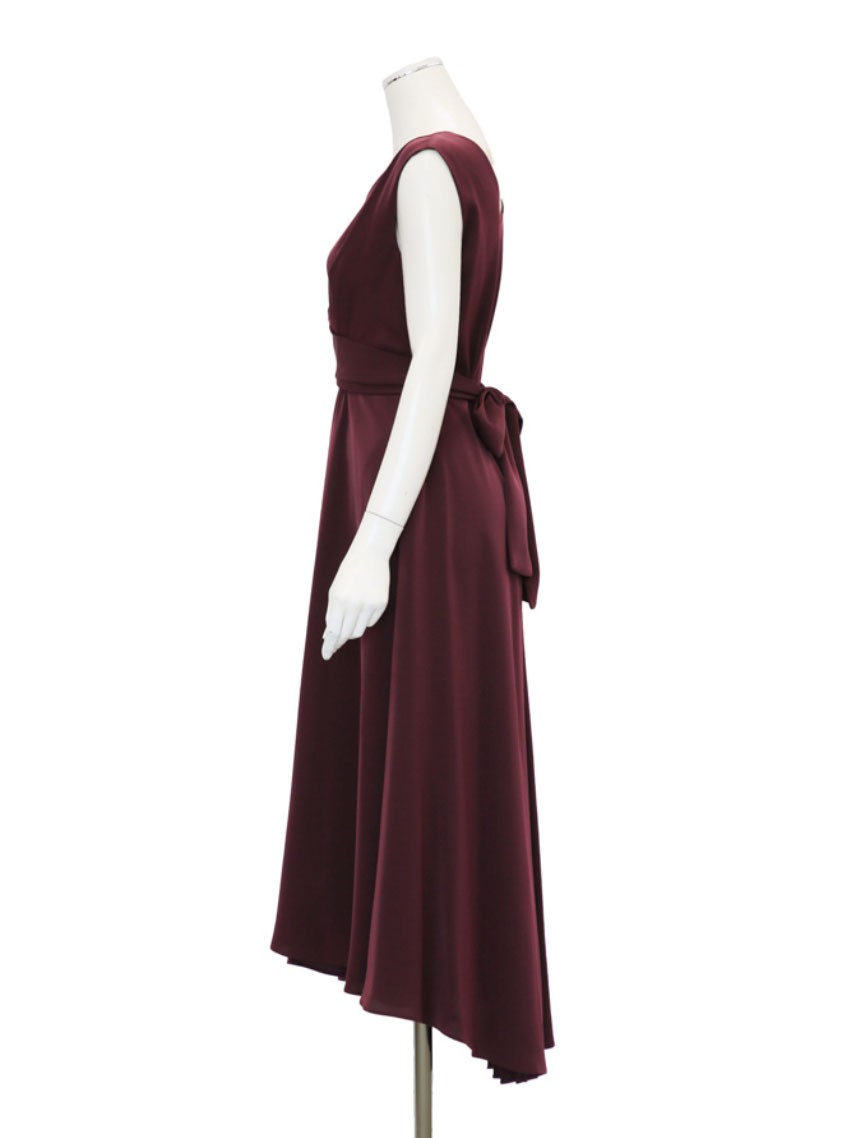 ウエストリボンノースリーブワンピース｜結婚式パーティのレンタル