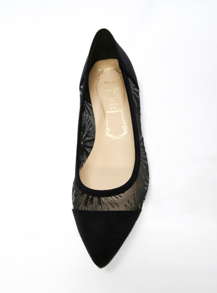 LOUIS FERAUD ビジュー付きフレアパンツ 黒 新品未使用♡ フラワービジュー付きエナメルパンプス black | Lux by SELENES