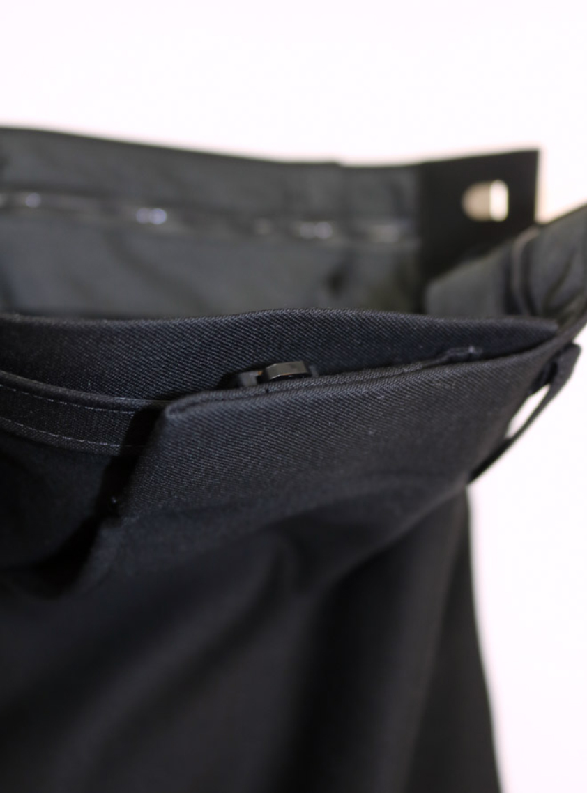 メンズブラックフォーマル（冠婚葬祭）】スーツ001｜結婚式パーティの