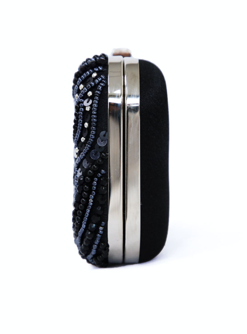 ビーズ刺繍スカラップハードクラッチバッグ｜結婚式パーティのレンタル