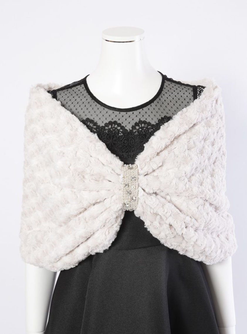 フェイクファースヌード｜結婚式パーティのレンタルドレス