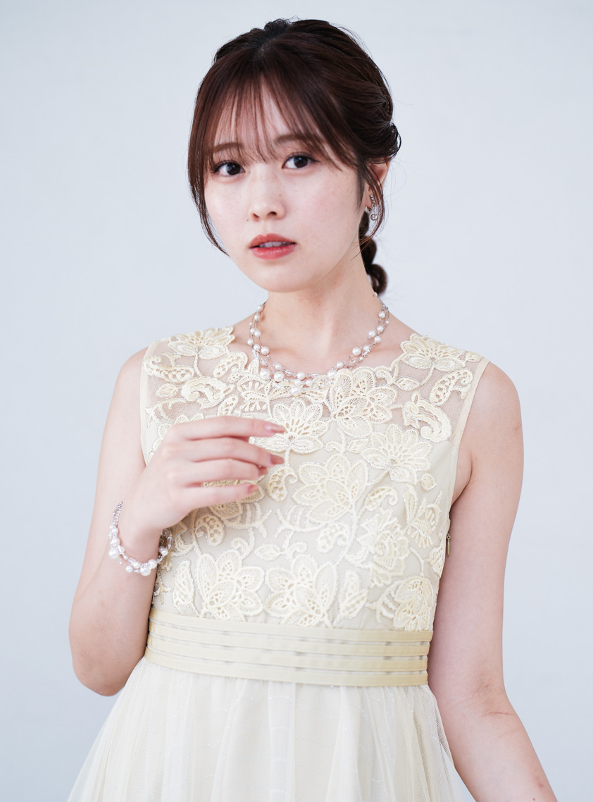 ノースリーブ刺繍切り替えチュールスカートフィット＆フレア