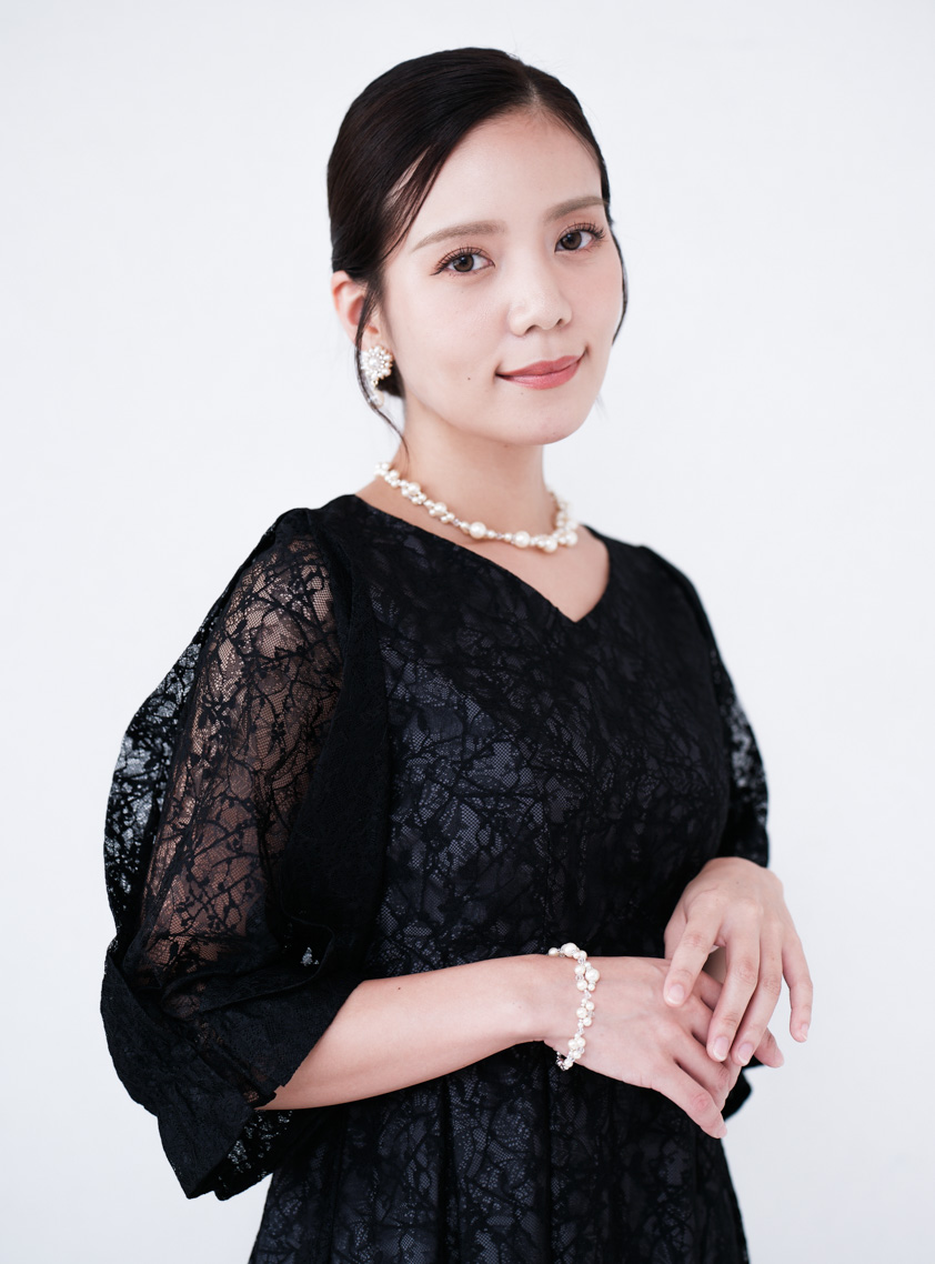 ヴィンテージレースVネックワンピース｜結婚式パーティのレンタル
